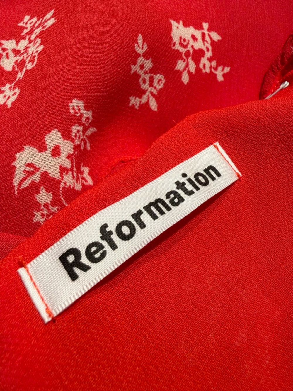 Reformation Nikita Dress in Summer Red Floral Size 8 NWT - Picture 10 of 11
